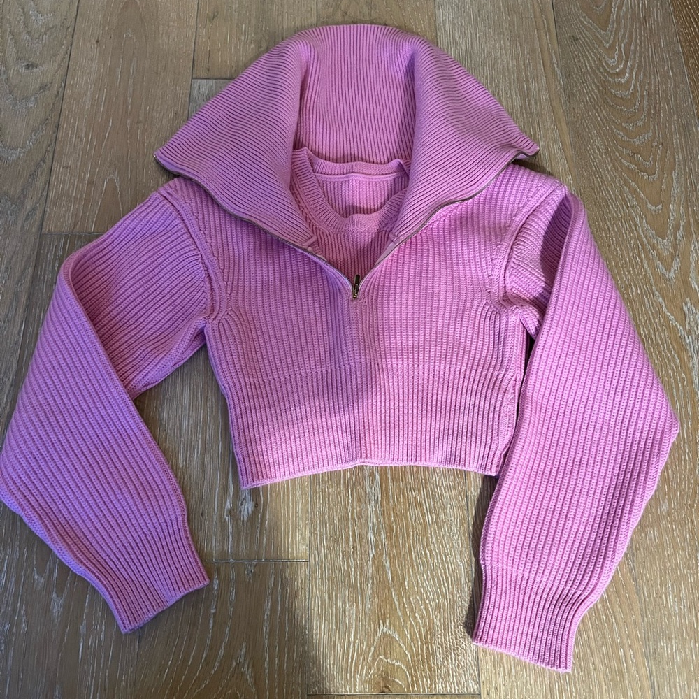 Jacquemus Pink Knit Crop Sweater Size: 34